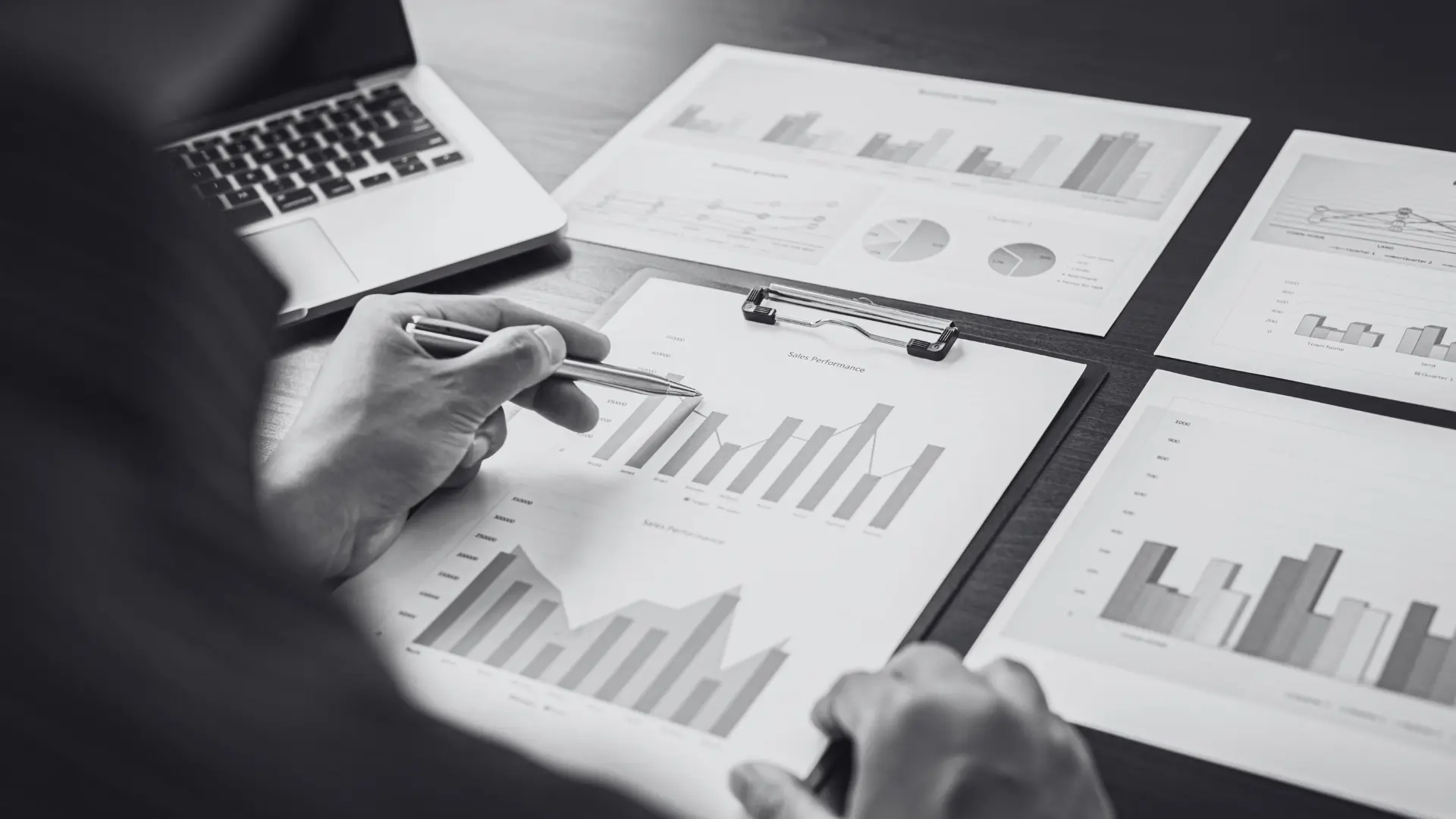 Main image of Farol SEO homepage